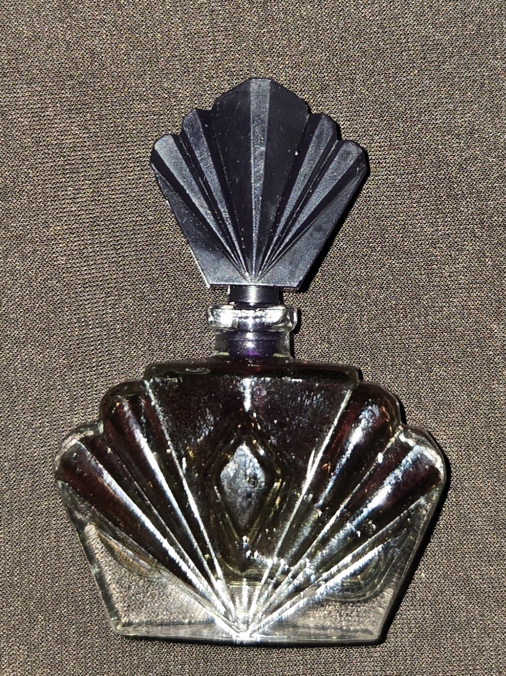Vintage Elizabeth Taylor 0.12 FI Oz 3.7ml Miniature Parfum Bottle 2"H